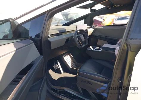 2024 Tesla Cybertruck Cyberbeast from USA, damaged, VIN 7G2CEHEE3RA040518